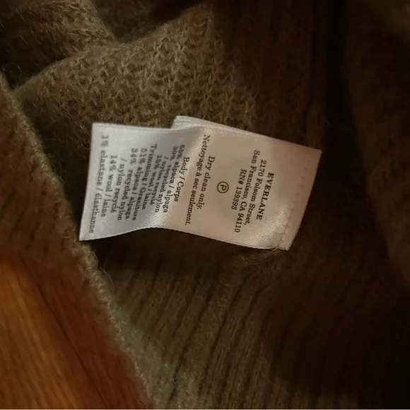 Everlane Women’s Alpaca Sweater in Brown size small NWT - Picture 4 of 4